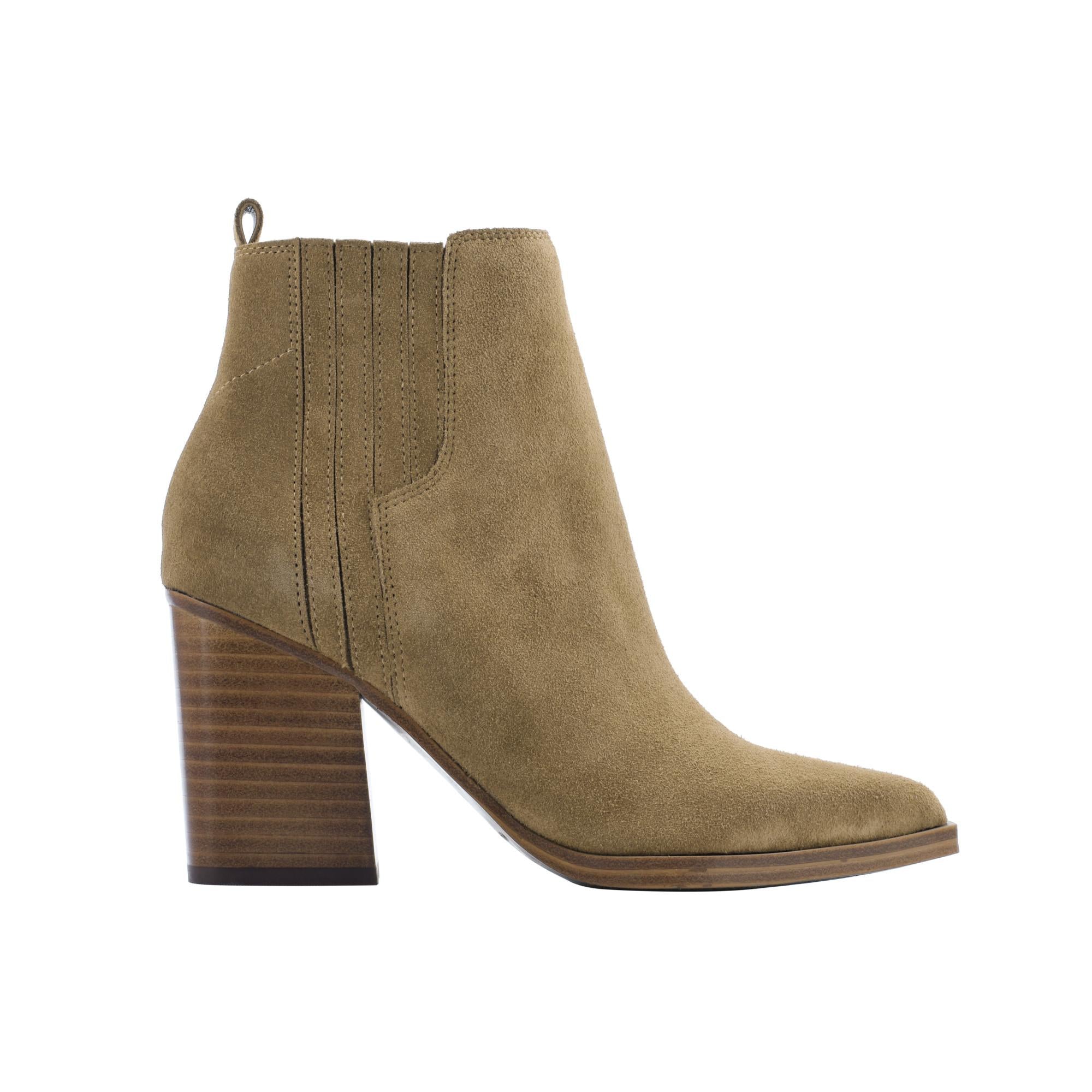 Marc Fisher Women's Matter Brown M