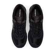 New Balance Men's 574 Core in Black
