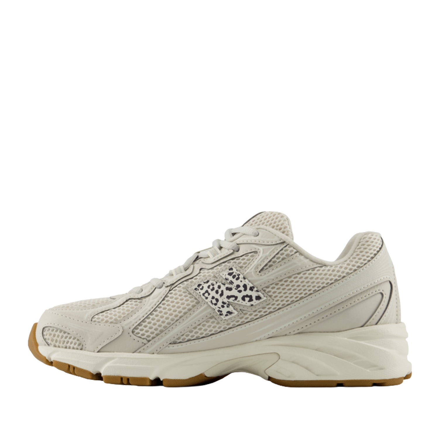 New Balance Unisex 740 in Moonbeam/Sea Salt
