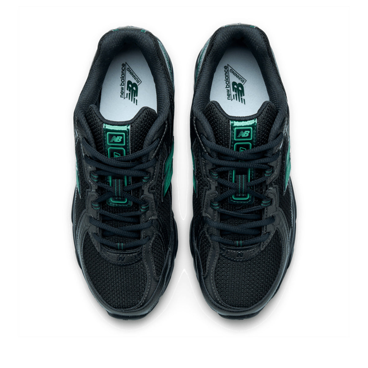 New Balance Unisex 740 in Black/Nordic Green
