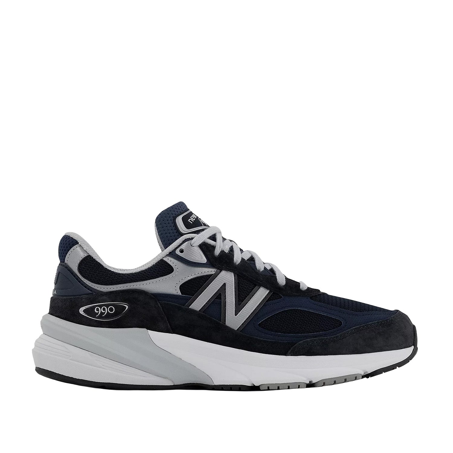 New Balance Women's Made in USA 990v6 in Navy/White