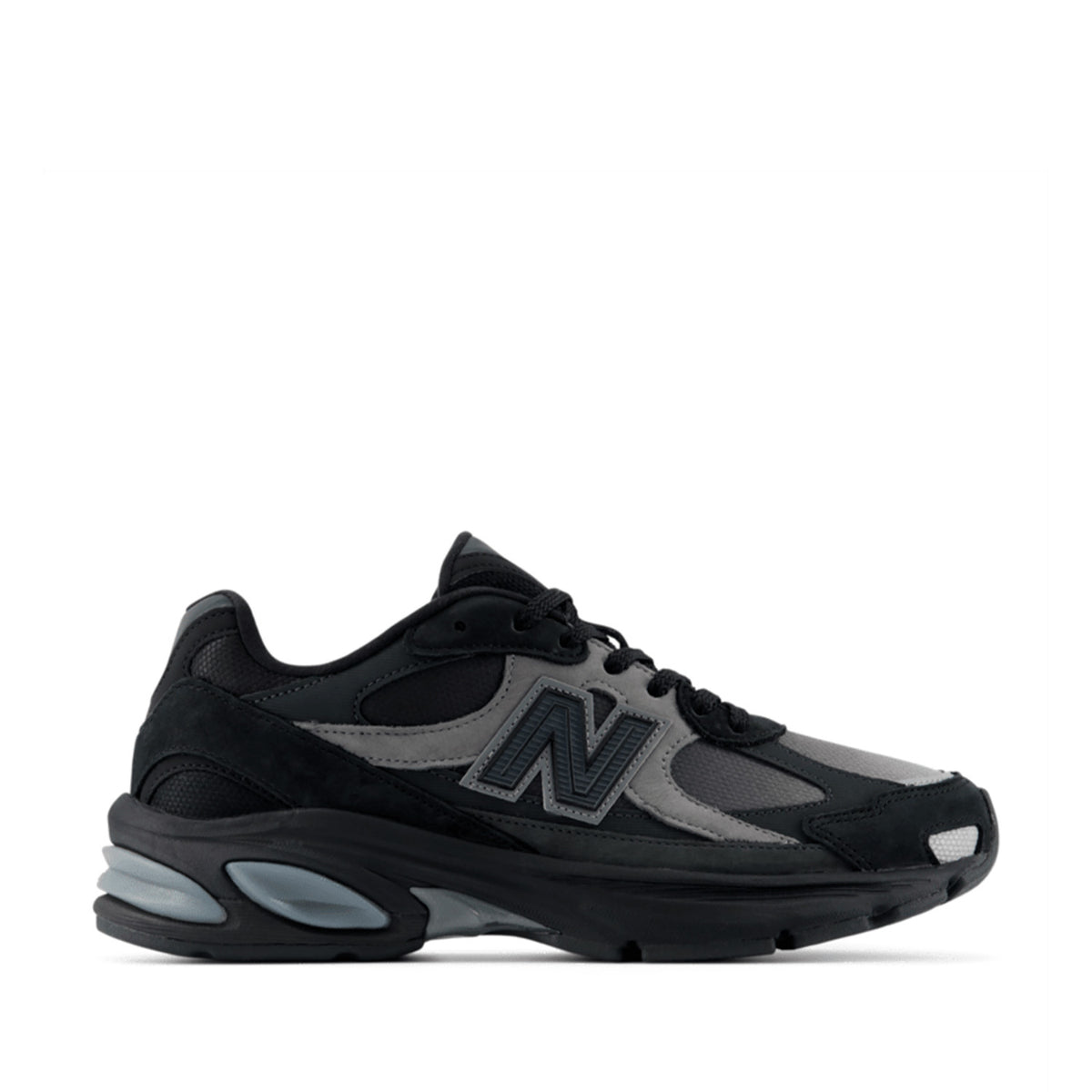 New Balance Unisex 2010 in Black/Harbor Grey