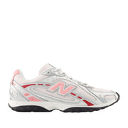 New Balance Unisex 204L in Silver Metallic/Double Bubble