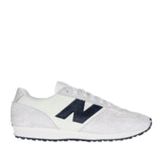 New Balance Unisex 471 in Linen/Angora/Black
