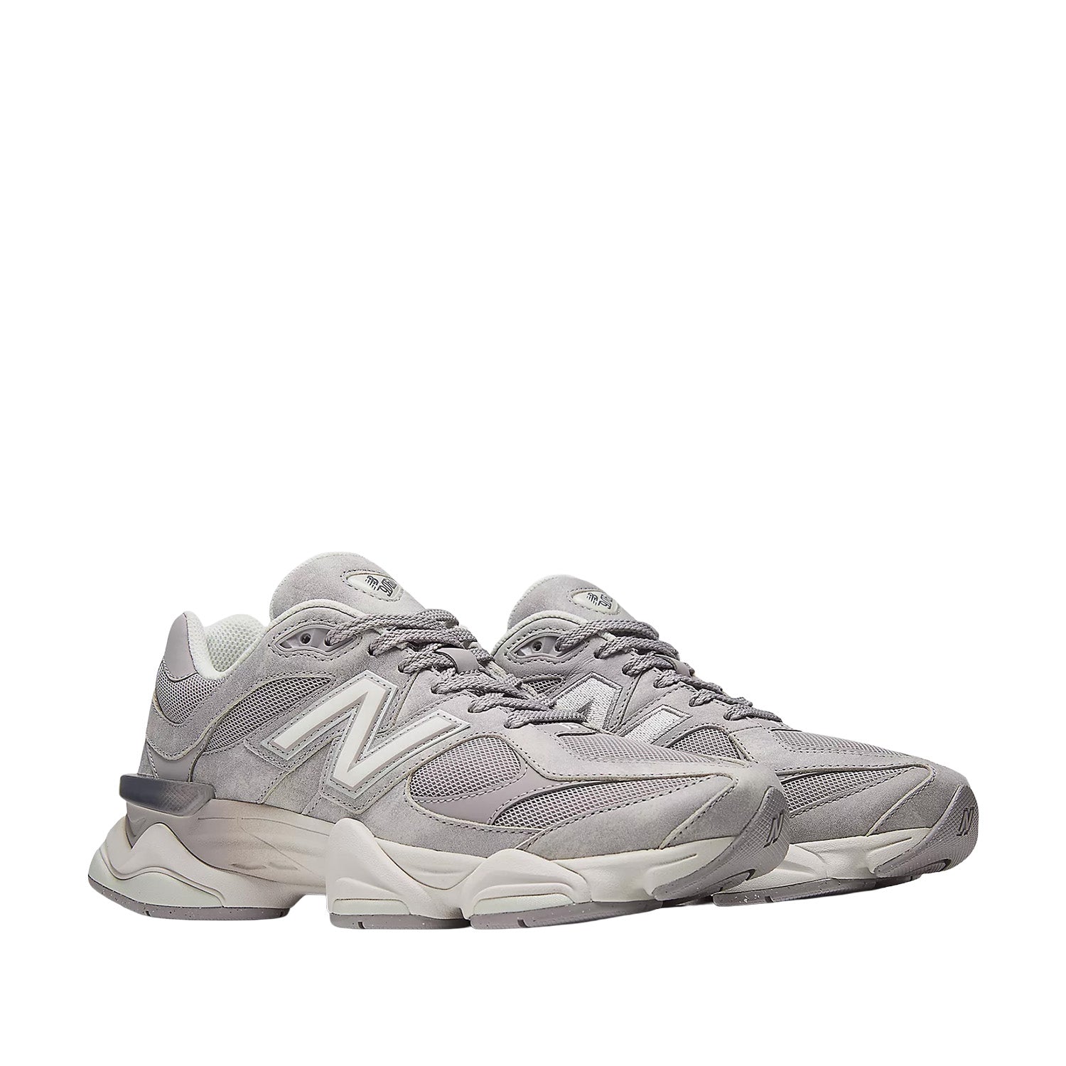 New Balance Unisex 9060 in Truffle Salt/Sea Salt