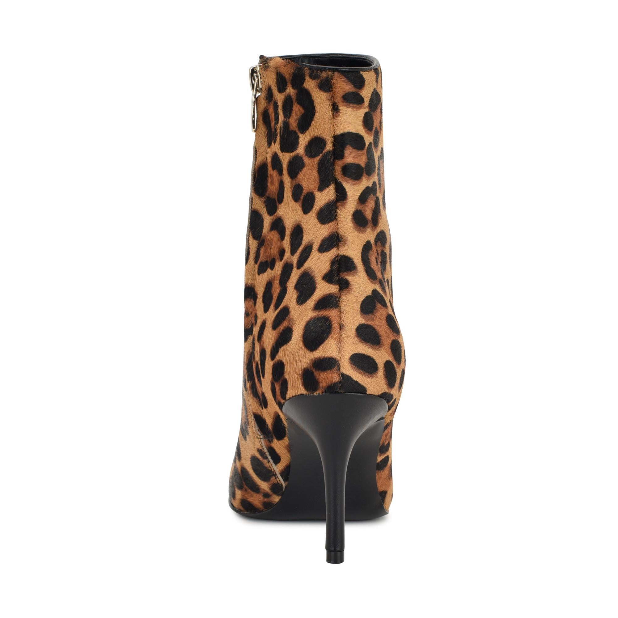 Nine West Women's Ohmyp5 Animal Print M