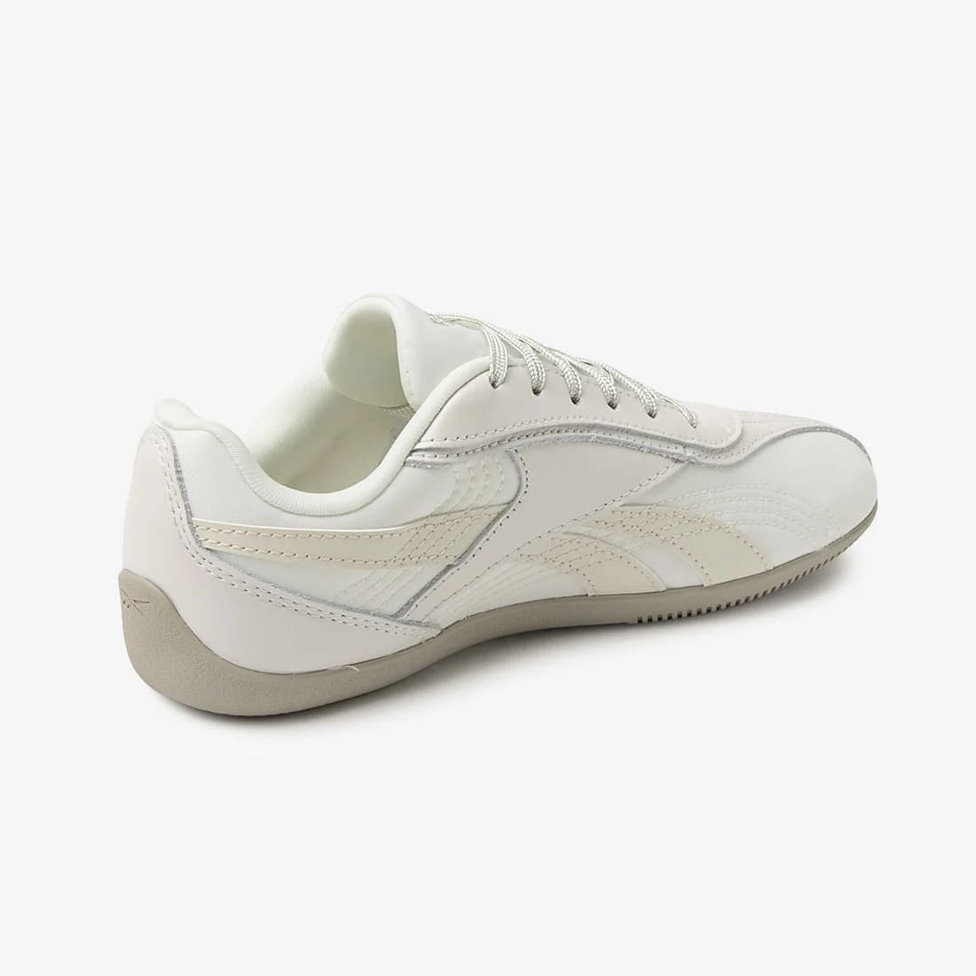 Reebok Women's Ultra Lo  In Chalk/Vintagechalk/Mineralgrey M