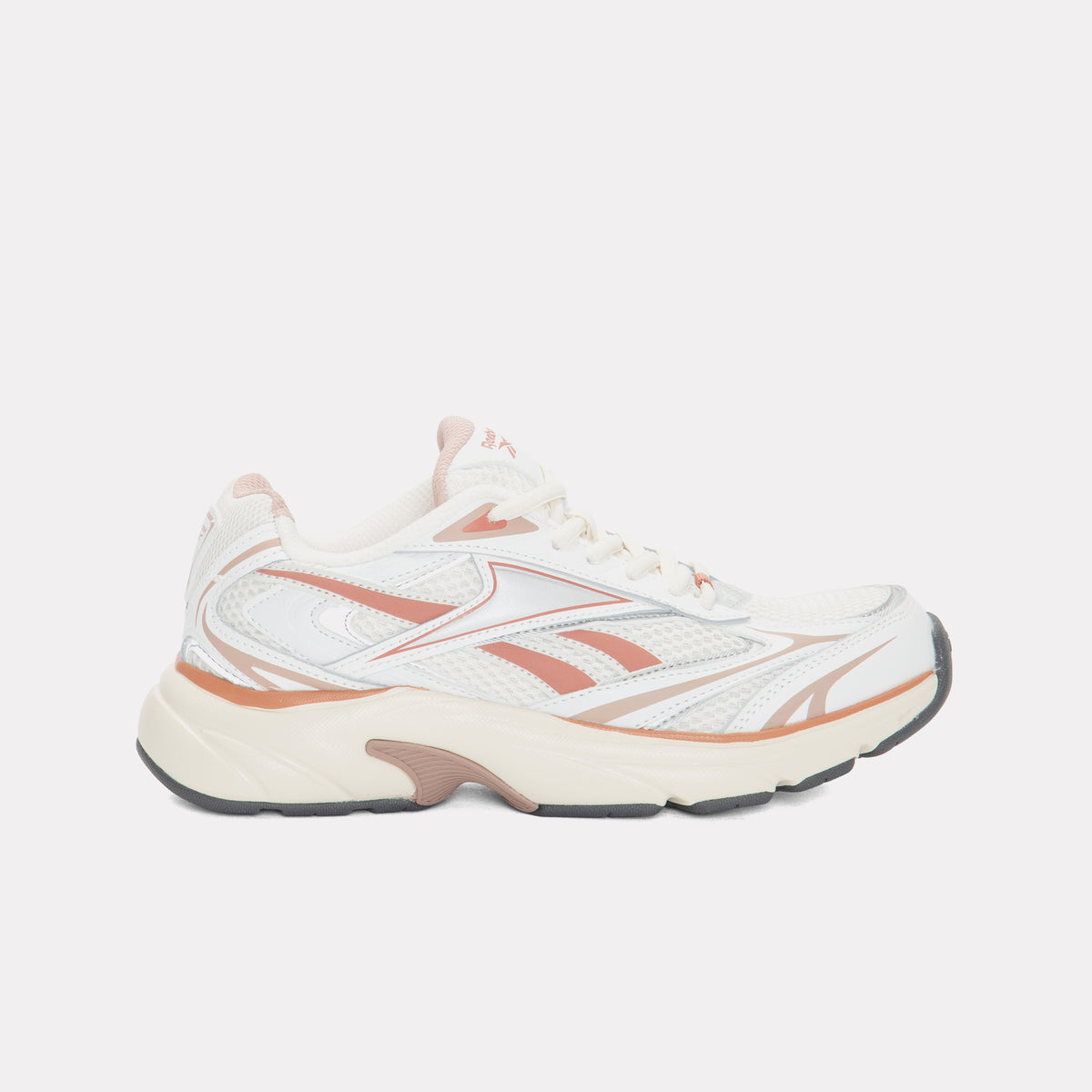 Reebok Women's Belwave  In White/Chalk/Fadedred M