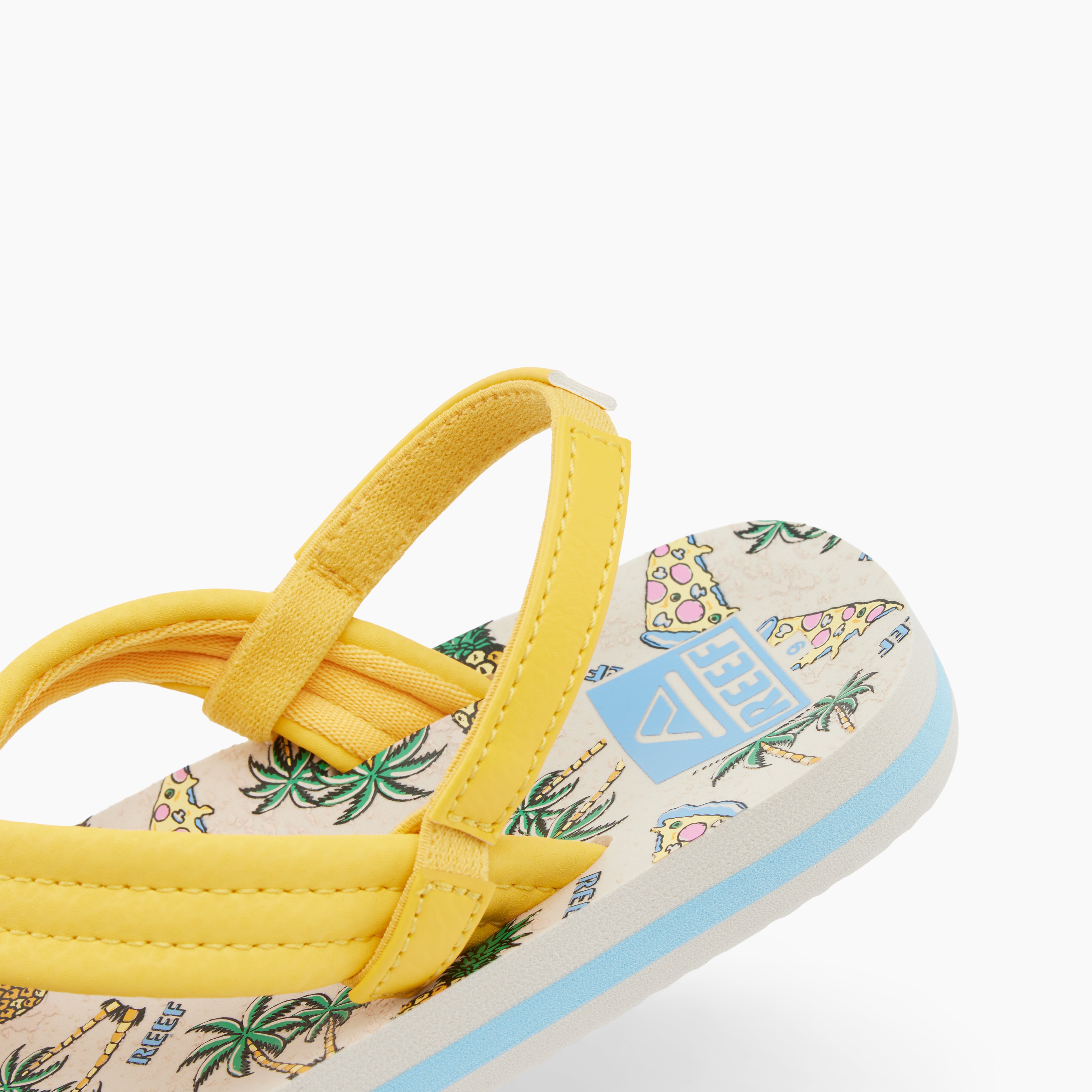 Reef Boy's' Cj6625 In Hawaiian