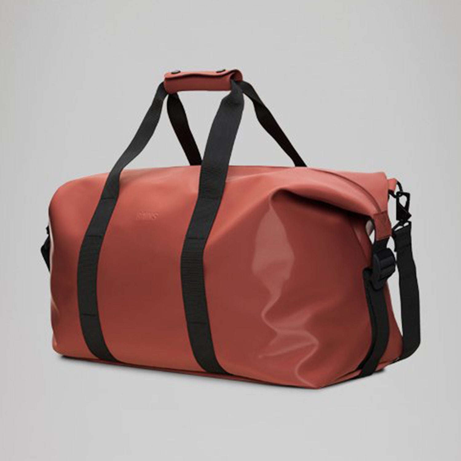 Rains Hilo Weekend Bag in Honour