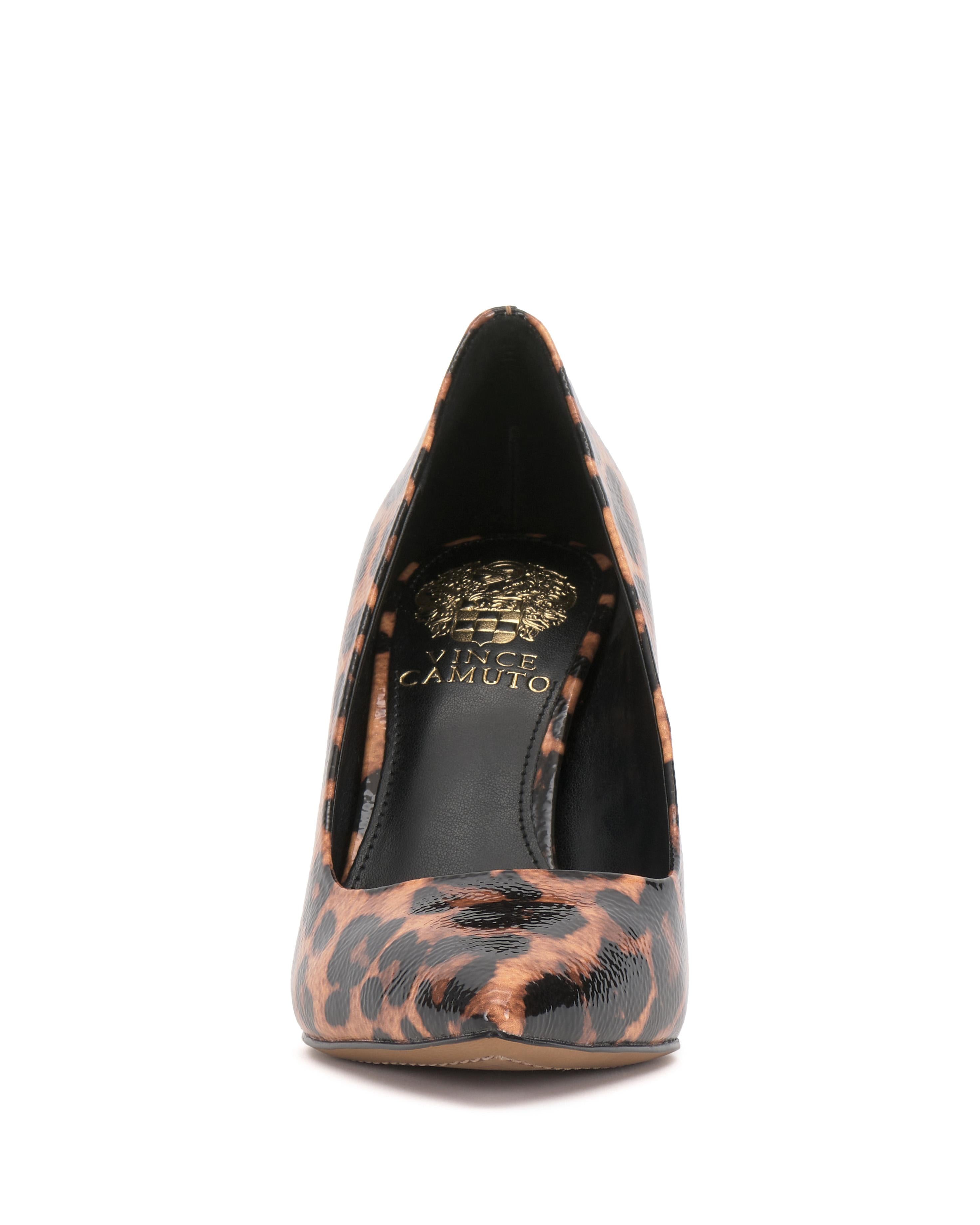 Vince Camuto Women's Savilla Animal Print M