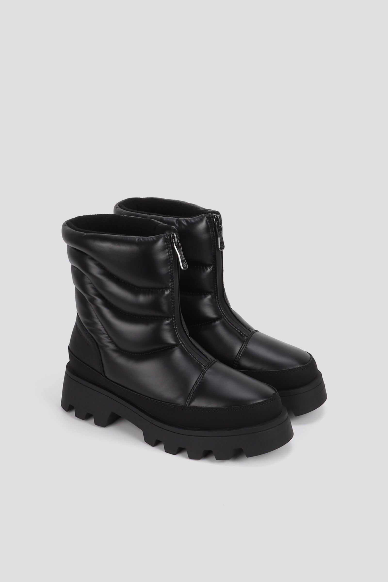 Cougar Women's Savvy In Black