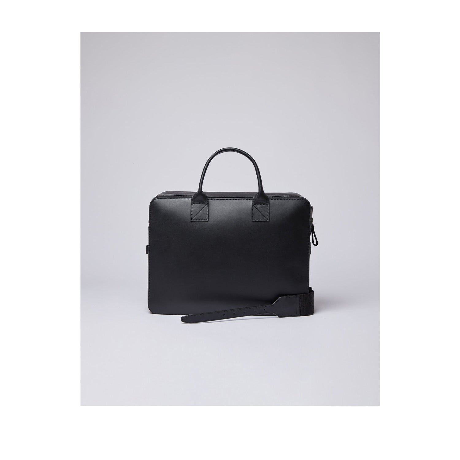 Sandqvist Seth Leather in Black