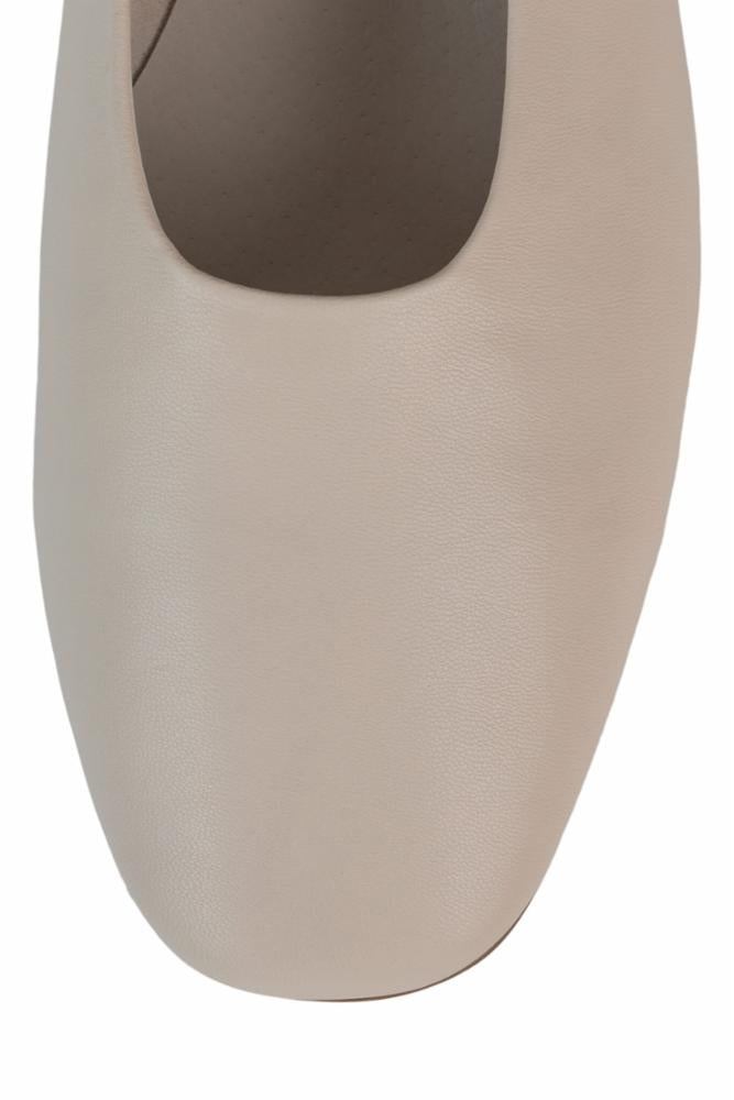 Jeffrey Campbell, administratrice des femmes, nue M