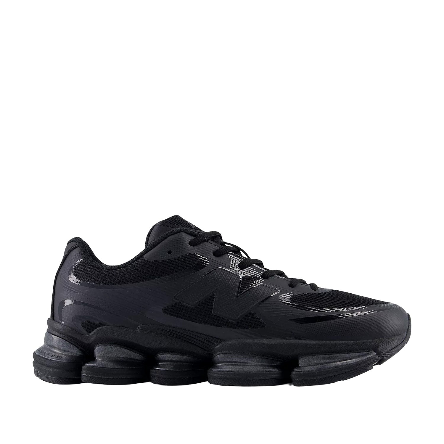 New Balance Unisex Abzorb 2000 in Black