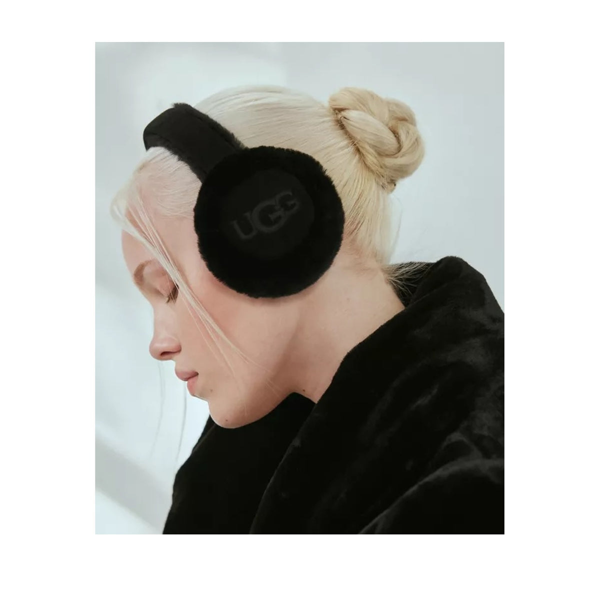 UGG Women's Sheepskin Embroidery Earmuff in Black