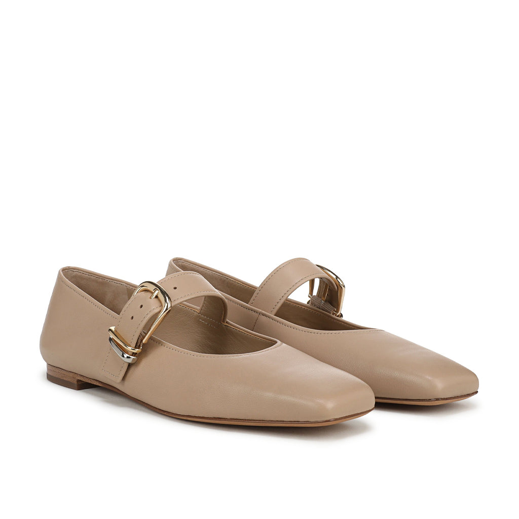 Vince. Women's Daniela in Warm Almond