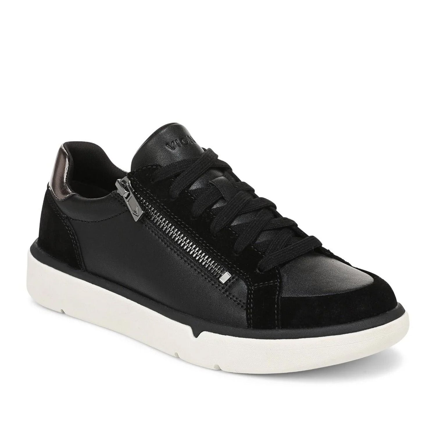 Vionic Women's City Walk Axs in Black