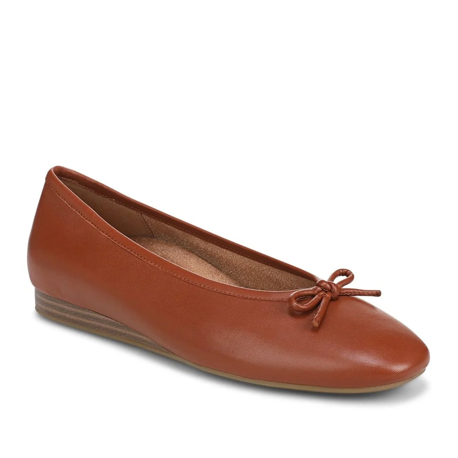 Vionic Women's Larissa in Equestrian Tan