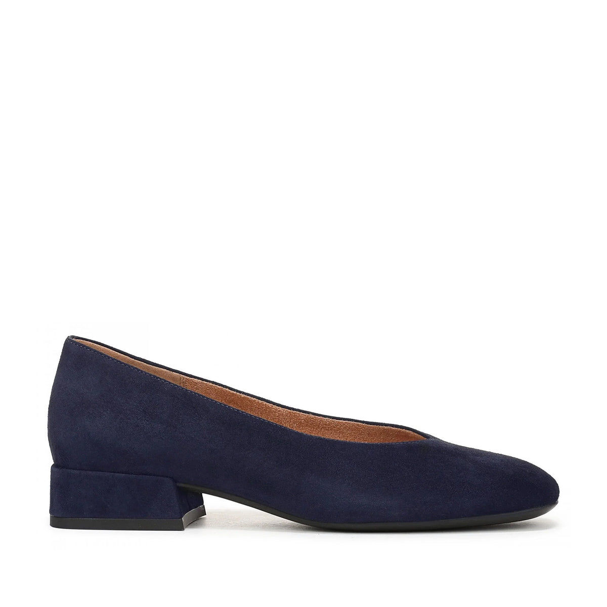 navy low block heel pump on a white background