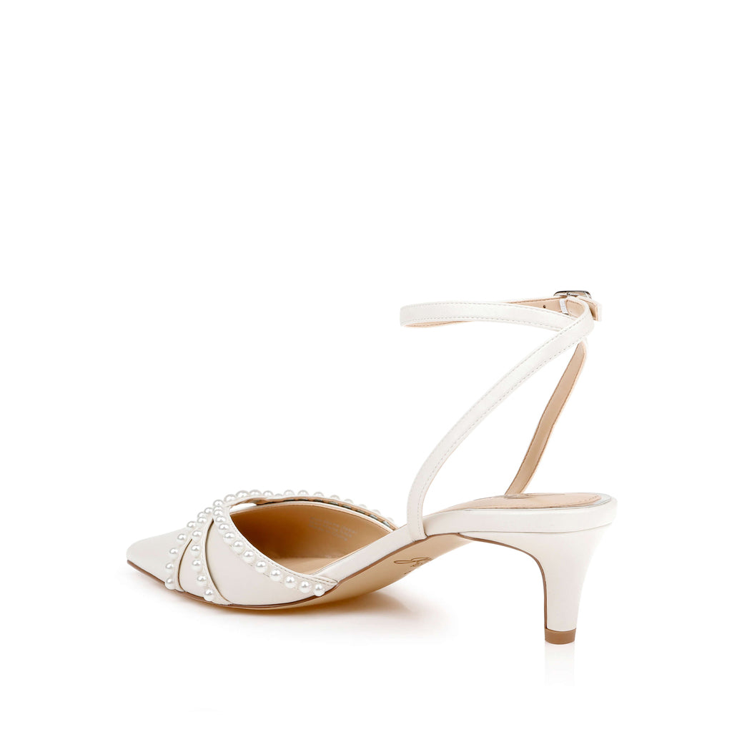 Jewel Badgley Mischka Women's Indra in Ivory