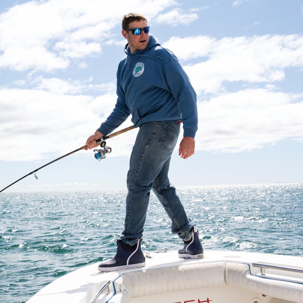 Xtratuf Men's S Wheelhouse 6 Ankle Deck Boot Wheelhouse Blue M