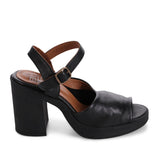 Bueno Women's Layla in Black