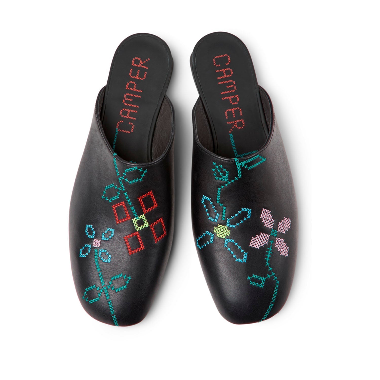 Baskets Camper pour femmes, coloris noir