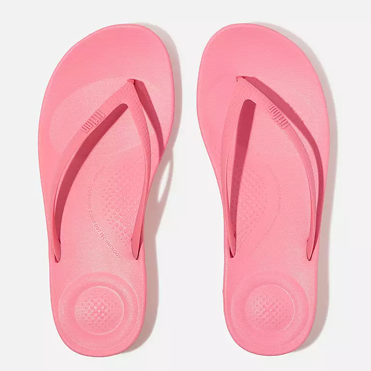 Fitflop Women's IQushion Ergonomic Flip Flop in Pink Perfect