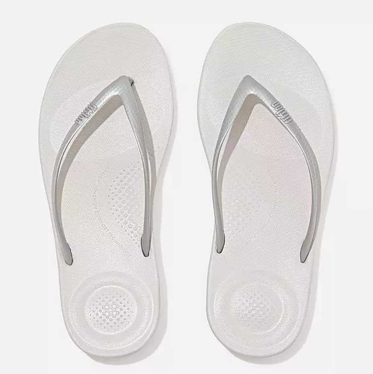 Fitflop Women's IQushion Ergonomic Flip Flop in Silver