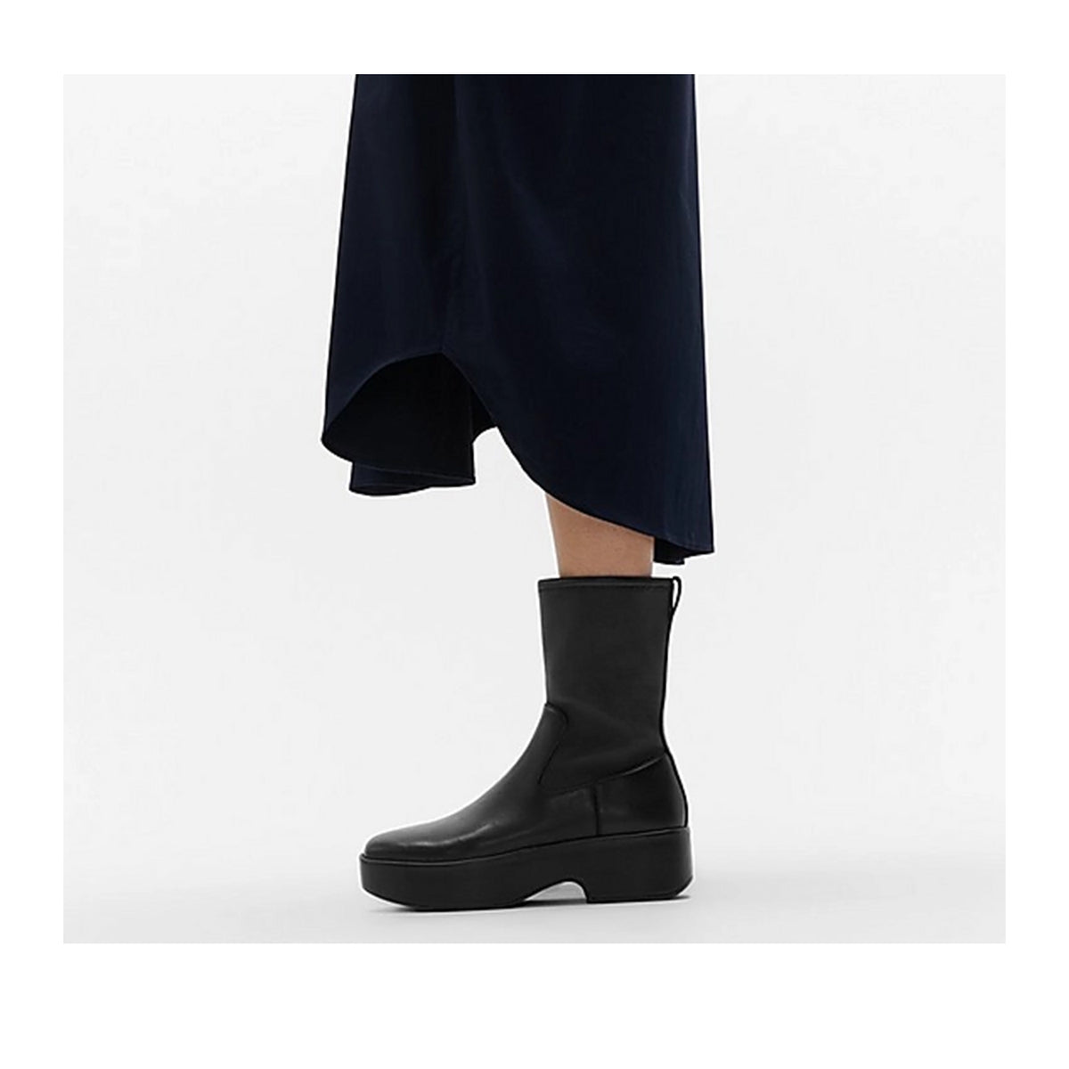 Fitflop Women's F-Luma Stretch Leather Boots in Black