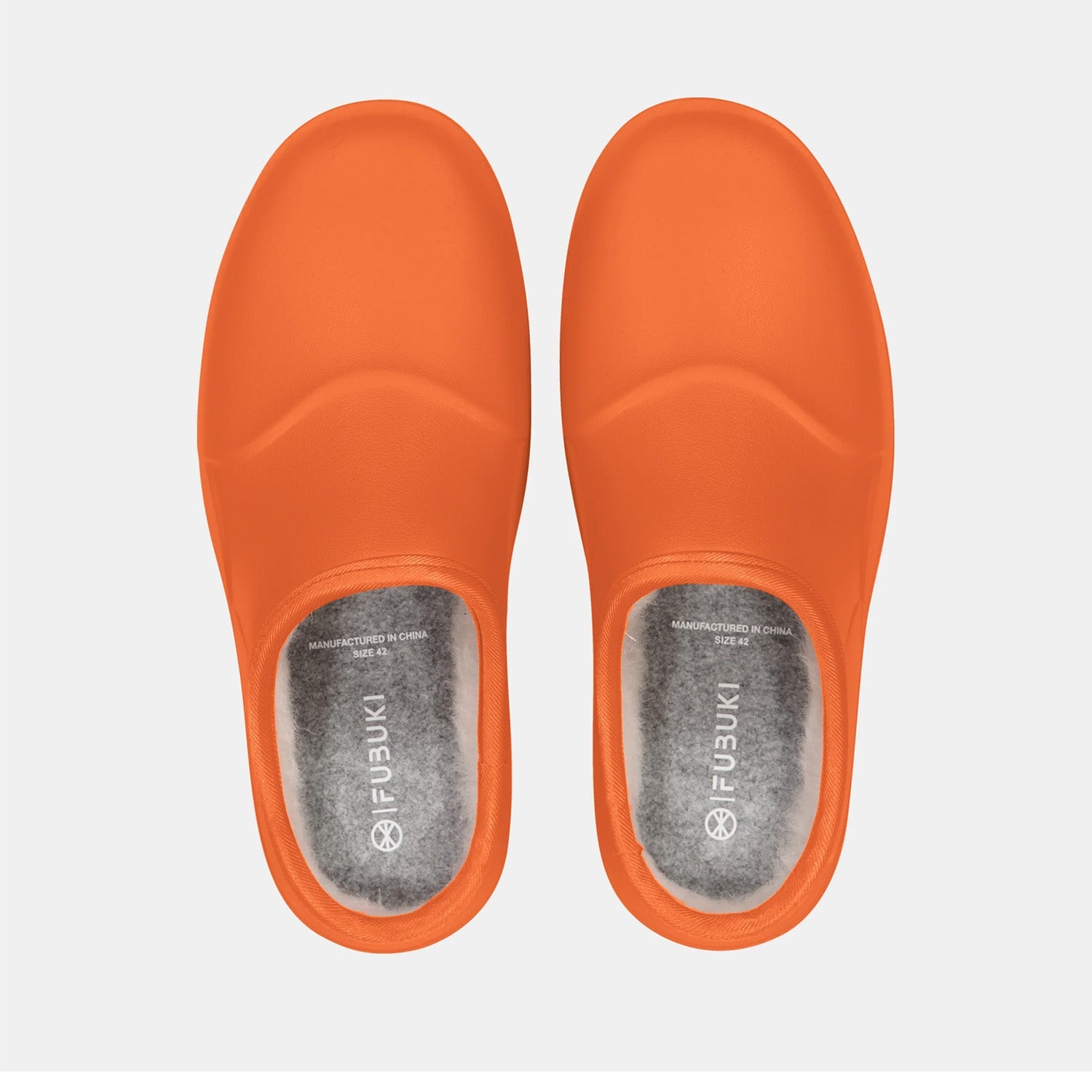 Fubuki Nozawa in Orange