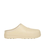 Fubuki Nozawa in Sand