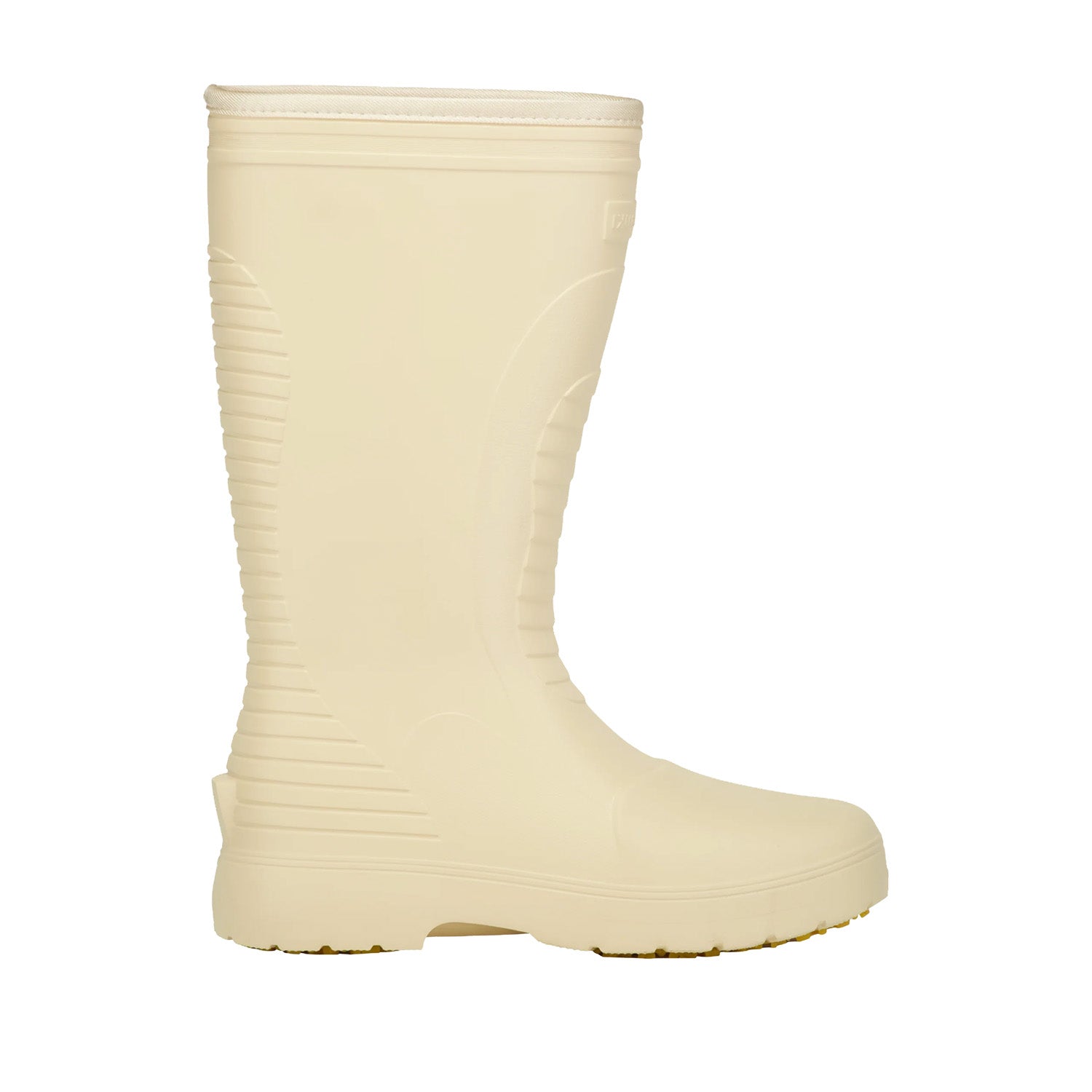 Fubuki Okinawa in Sand