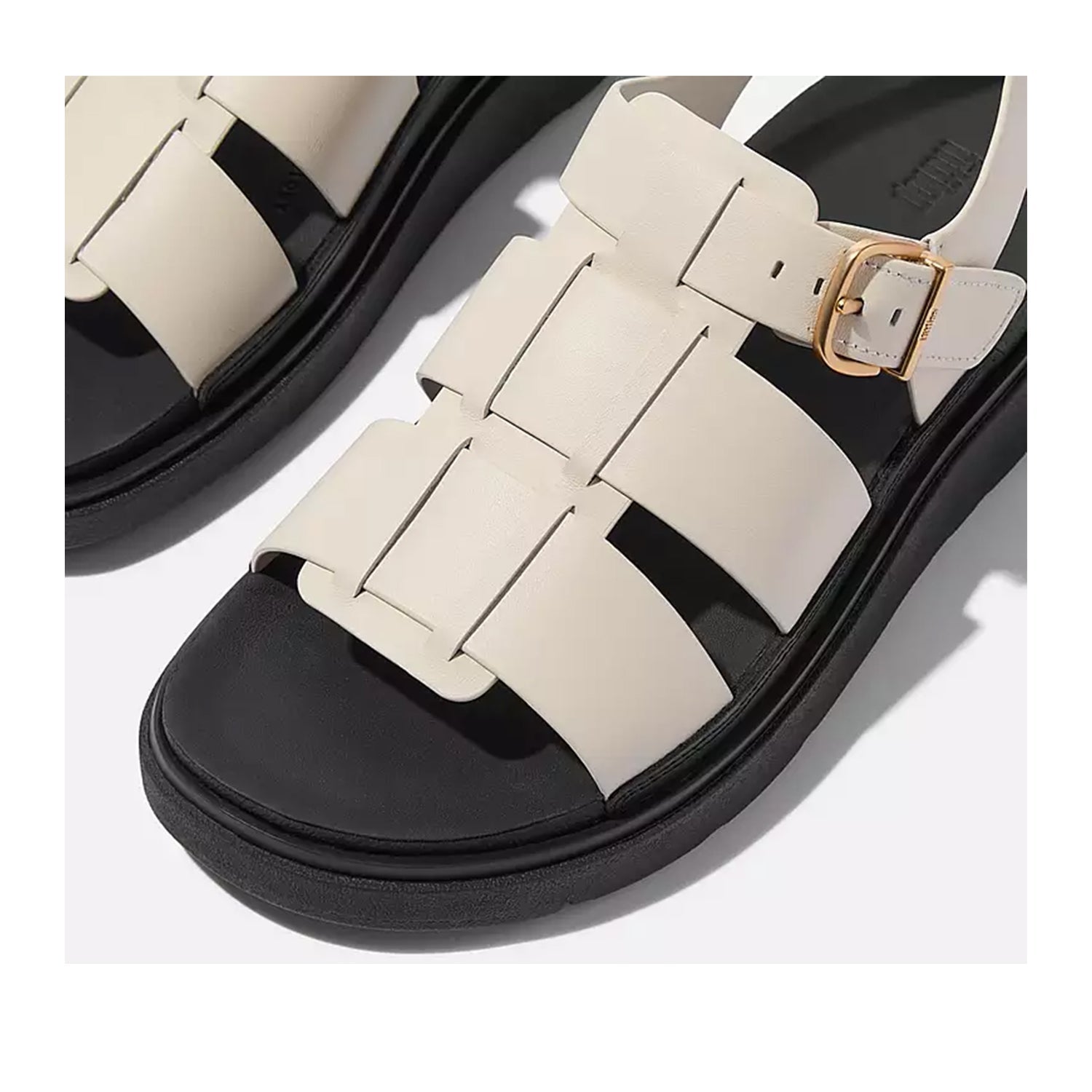 Sandales de pêcheur en cuir beige Fit Flop Gen-FF pour femmes