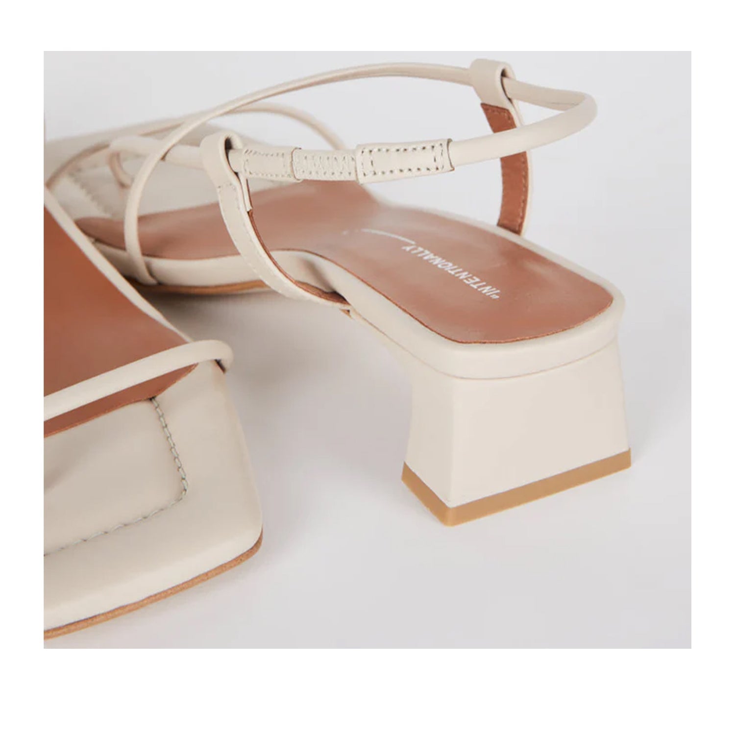 Anca pour femme, couleur crème, intentionnellement vierge