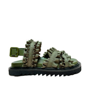 Intentionnellement vierge, la meilleure amie des femmes dans Hunter