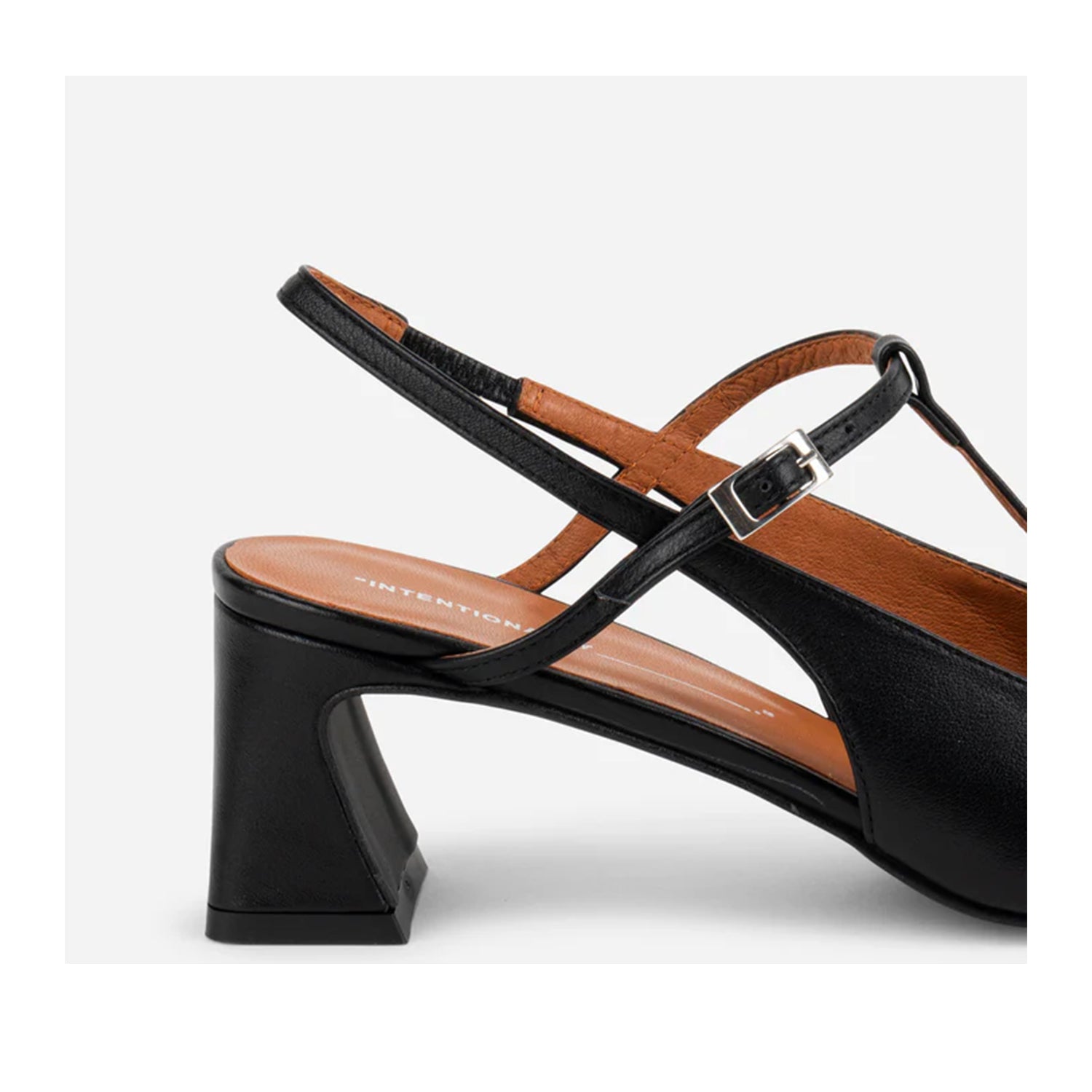 Intentionally Blank Women's Cosette in Black