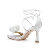 Badgley Mischka Women's Janelle in White