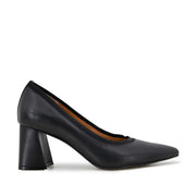 Gentle Souls Women's Dionne in Black