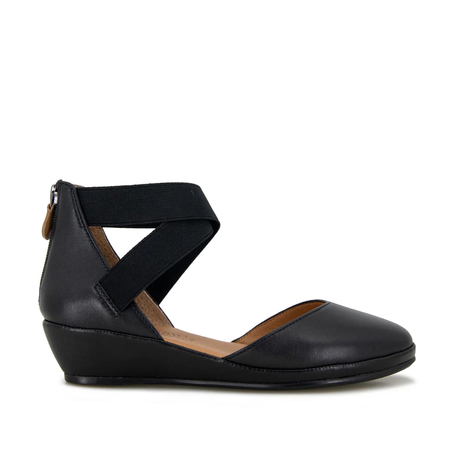 Gentle Souls Women's Noa in Black