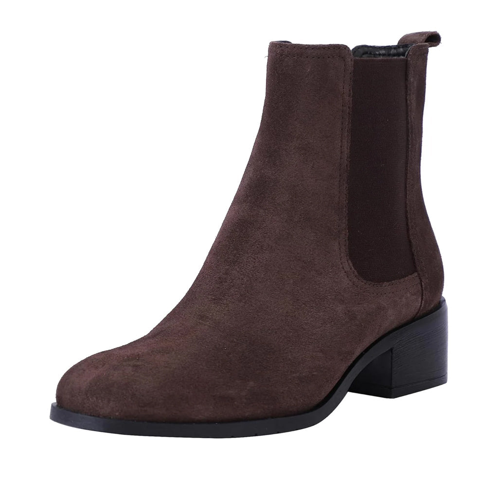 Kenneth Cole Women's Salt Chelsea in Chocolate