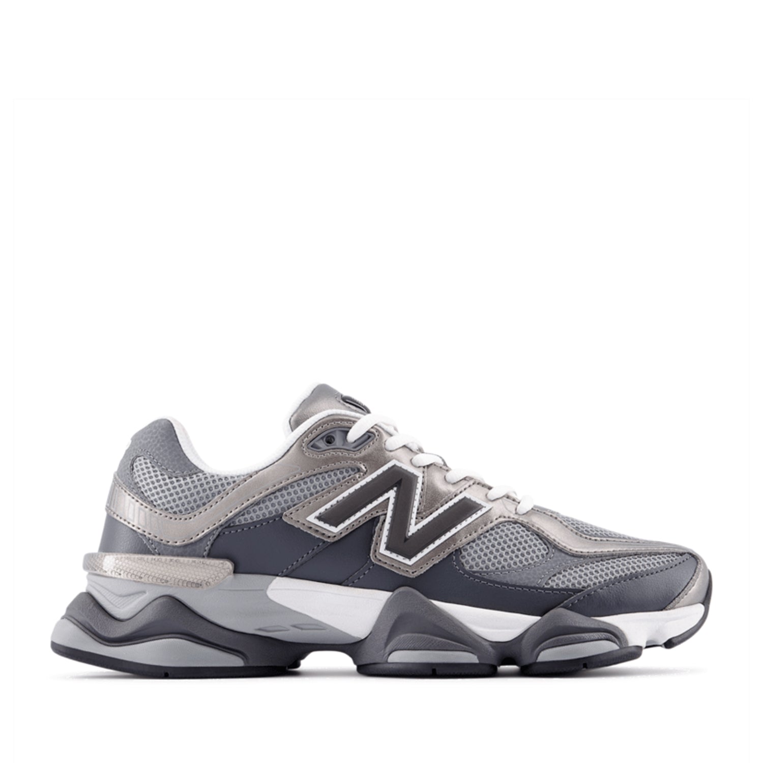 New Balance Unisex 9060 in Magnet/Faded Black