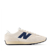 New Balance Unisex 471 in Timberwolf/Angora/Vintage Indigo