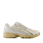 New Balance Unisex 740 in Linen/Toasted Sesame