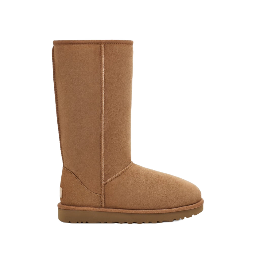 Bottes UGG Classic Tall II pour femmes, couleur châtaigne