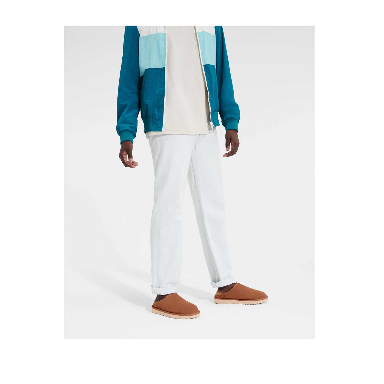 UGG Men's Classic Slip-on in Chestnut