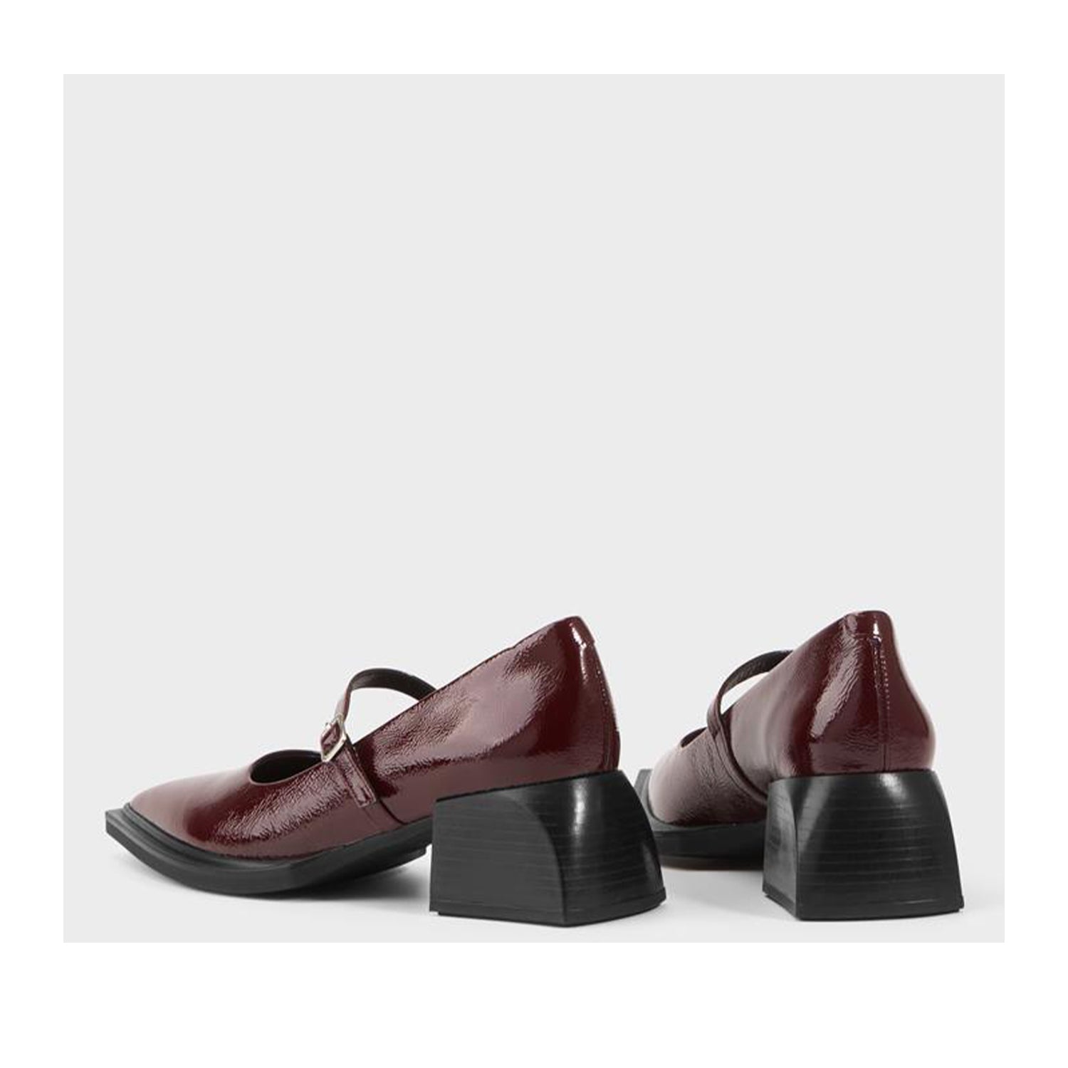 Vagabond Women's Vivian in Cherry