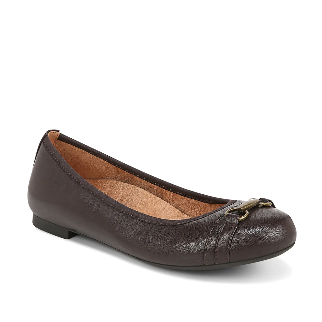 Vionic Women's Delanie Flat in Chocolate