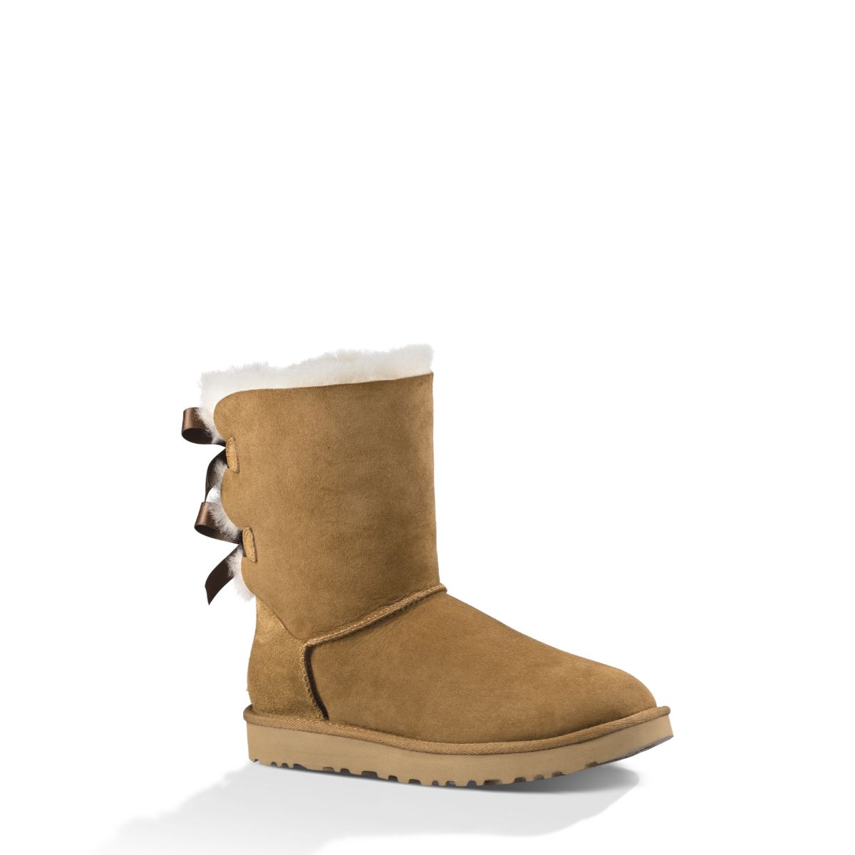 Ugg Women's Bailey Bow Ii in Chestnut